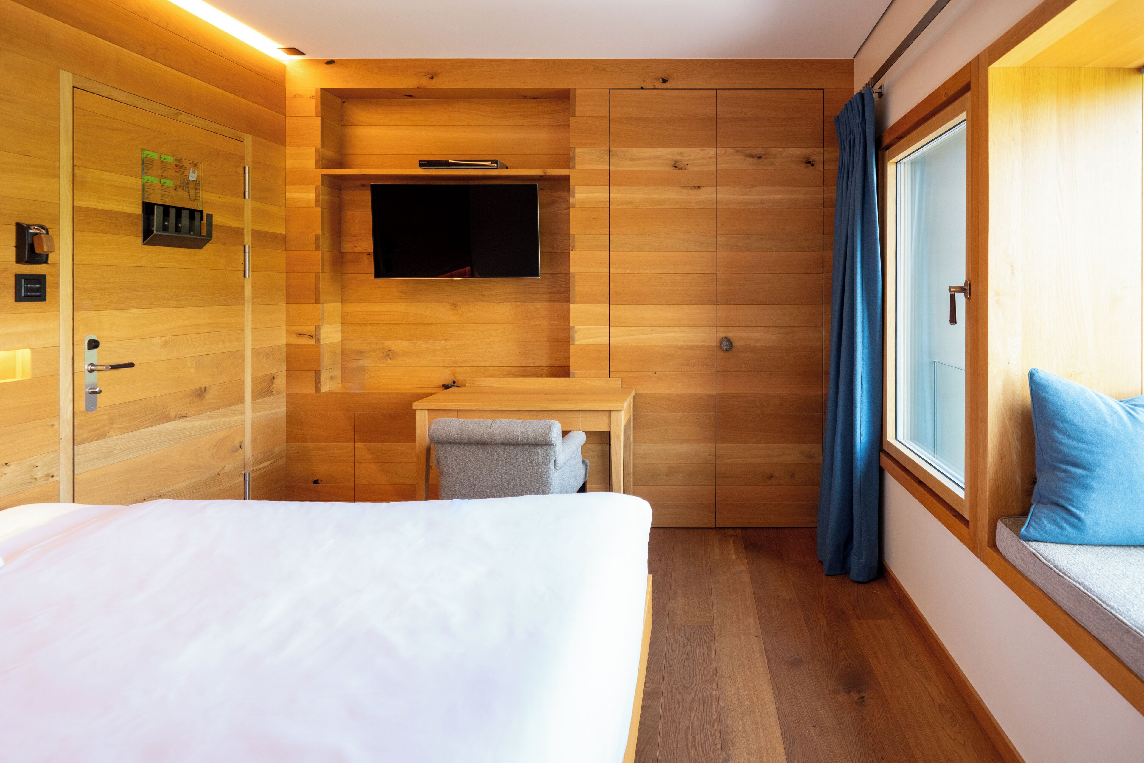 room (small nord) | premium bedding, minibar, in-room safe, desk