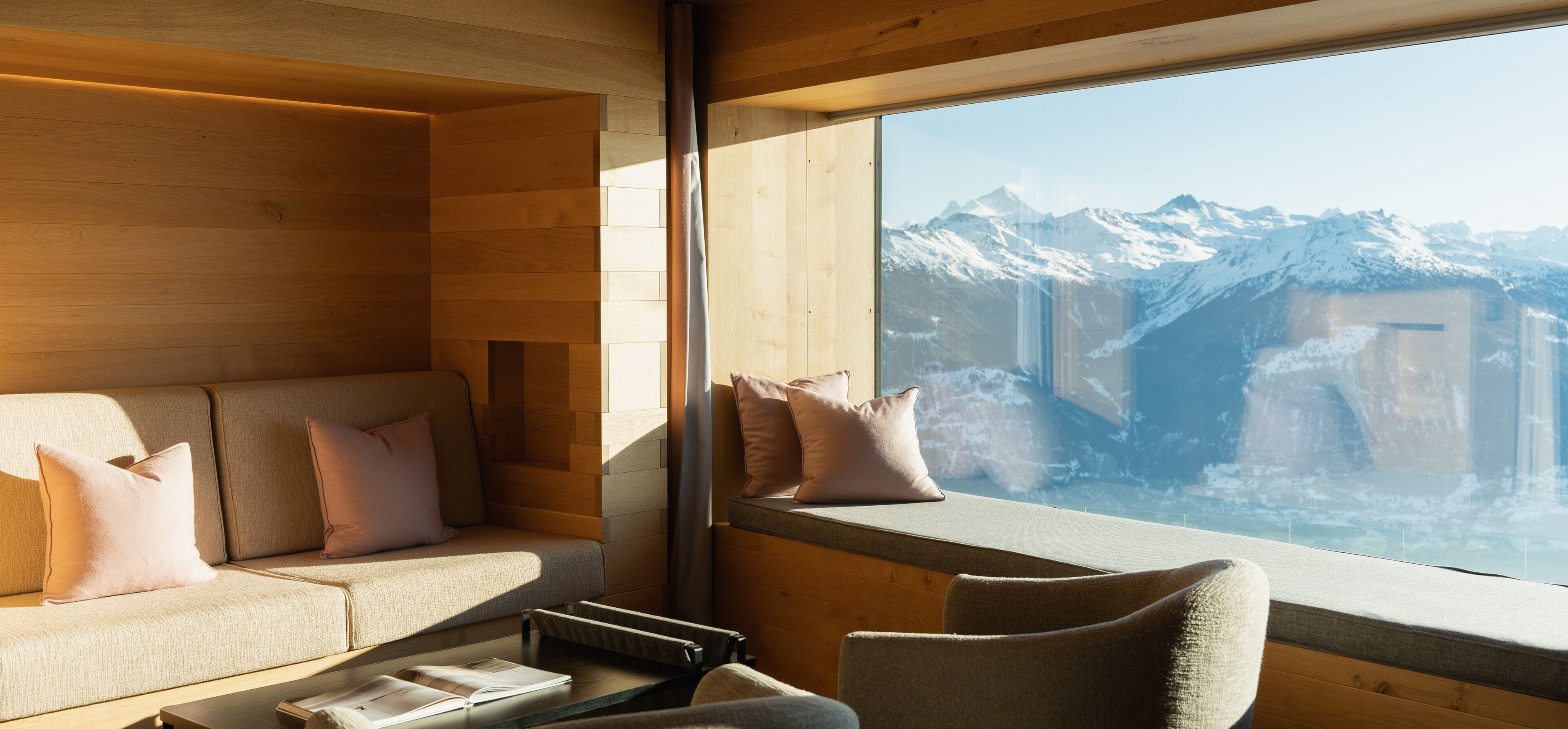 Junior Suite | Living area | 120-cm flat-screen TV with cable channels, TV, heated floors