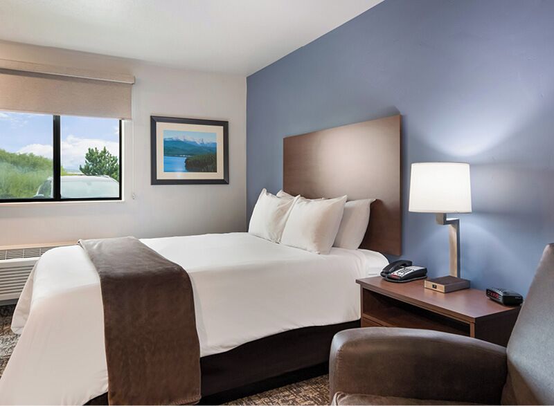 Premium bedding, pillowtop beds, desk, laptop workspace