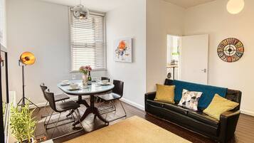 Căn hộ, phòng tắm riêng, quang cảnh vườn | Lounge