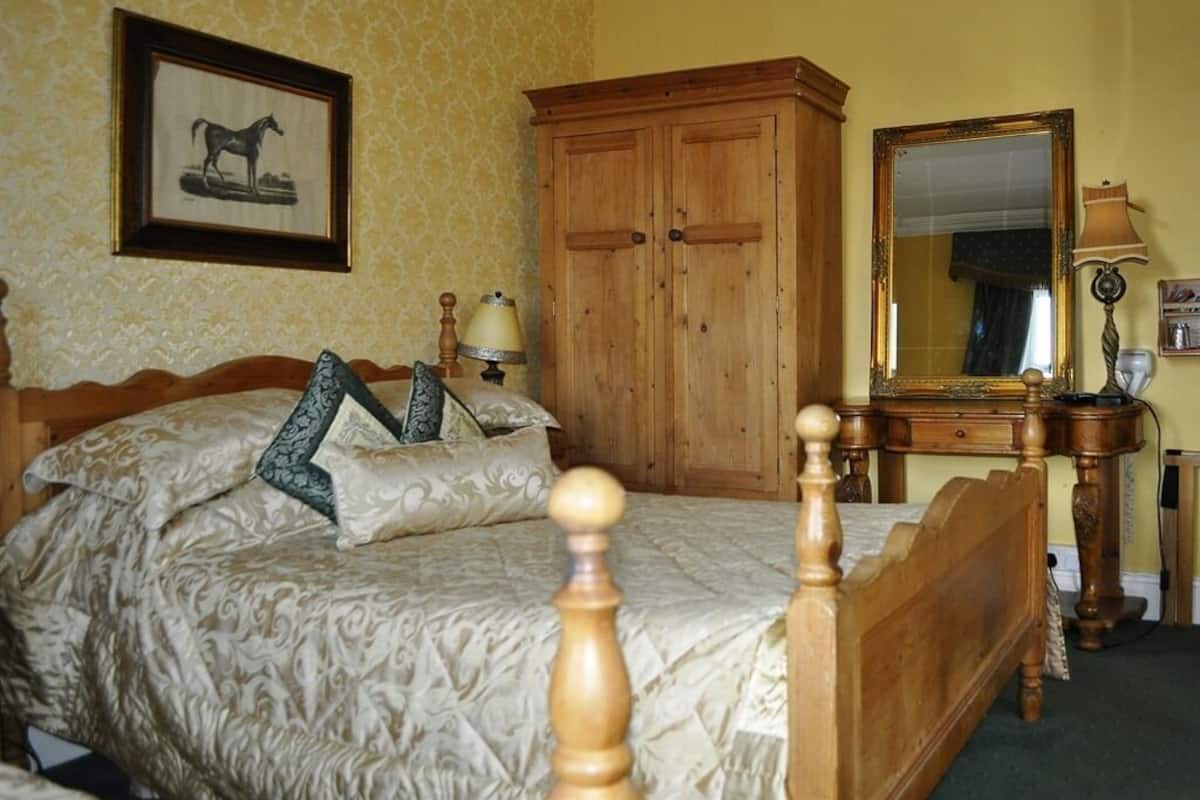 Chambre triple Standard, salle de bain attenante