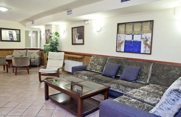 منطقة الجلوس في الردهة