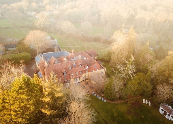 Moorhill House Hotel - Hampshire
