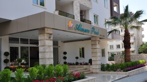 Ảnh chưa phân loại, 5 trong số 46 ảnh, nút