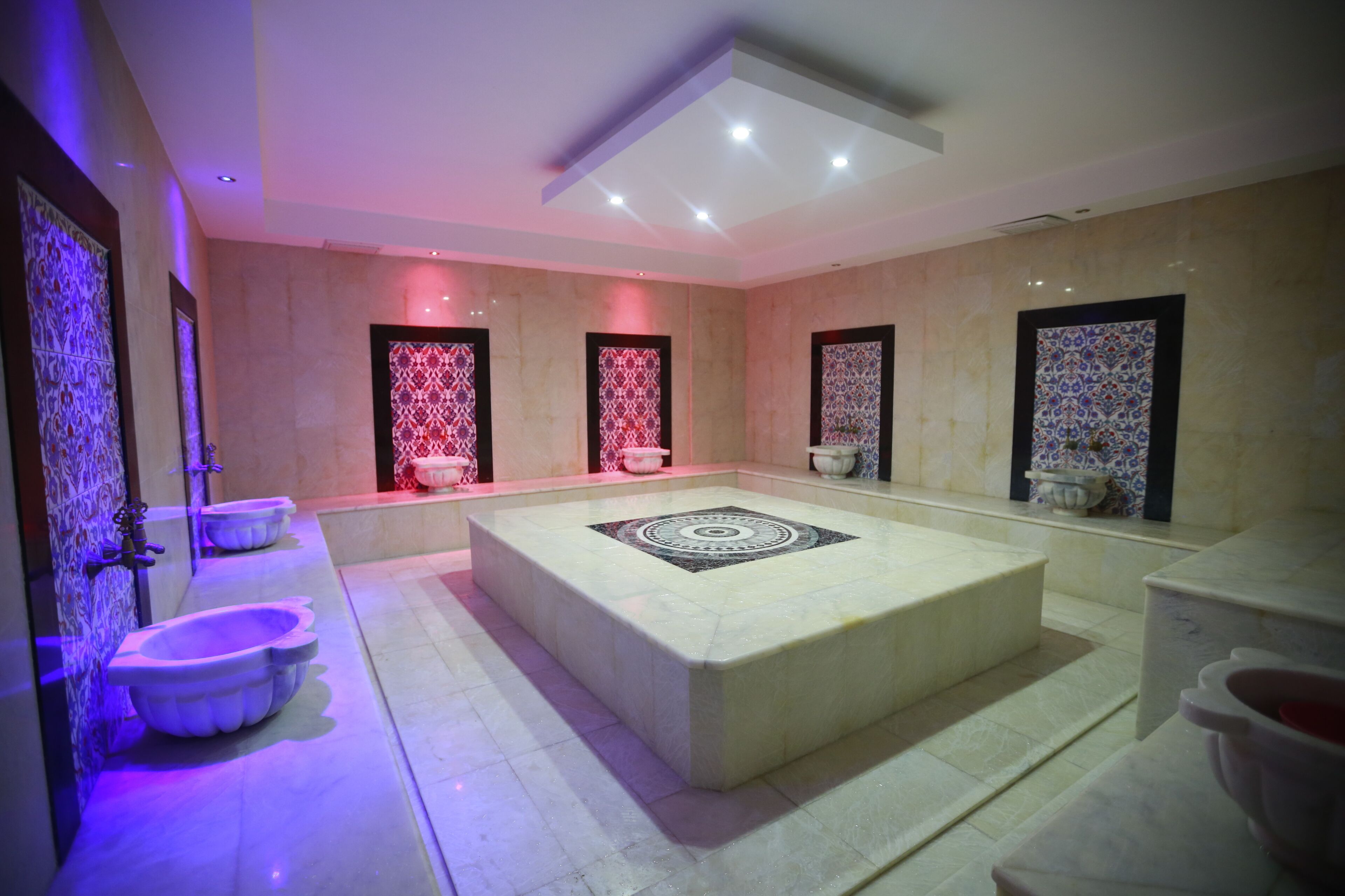 Sauna, bain à remous, hammam, hammam, soins corporels