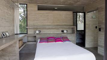 Apartment, 2 Bedrooms | 2 bedrooms, in-room safe, free WiFi