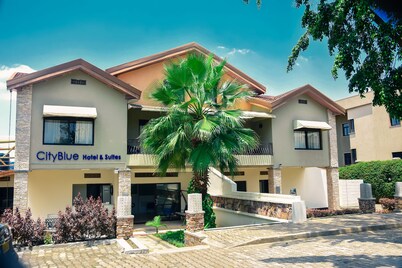 CityBlue Hotel Embassy