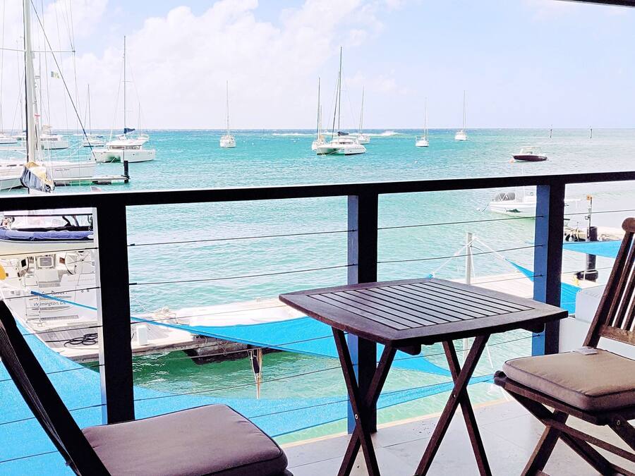 Zimmer, 2 Queen-Betten, Blick auf den Jachthafen | Ausblick vom Zimmer