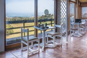 Free daily continental breakfast  - Portobello Suites Hotel (La Paloma)