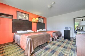Room, 2 Double Beds, Smoking