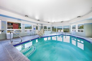 Indoor pool - Riverview Lodge (Hood River)