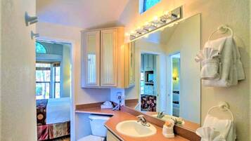 Shower, free toiletries, hair dryer, towels