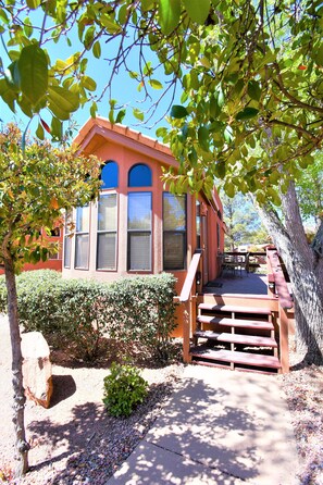 Fachada de la propiedad