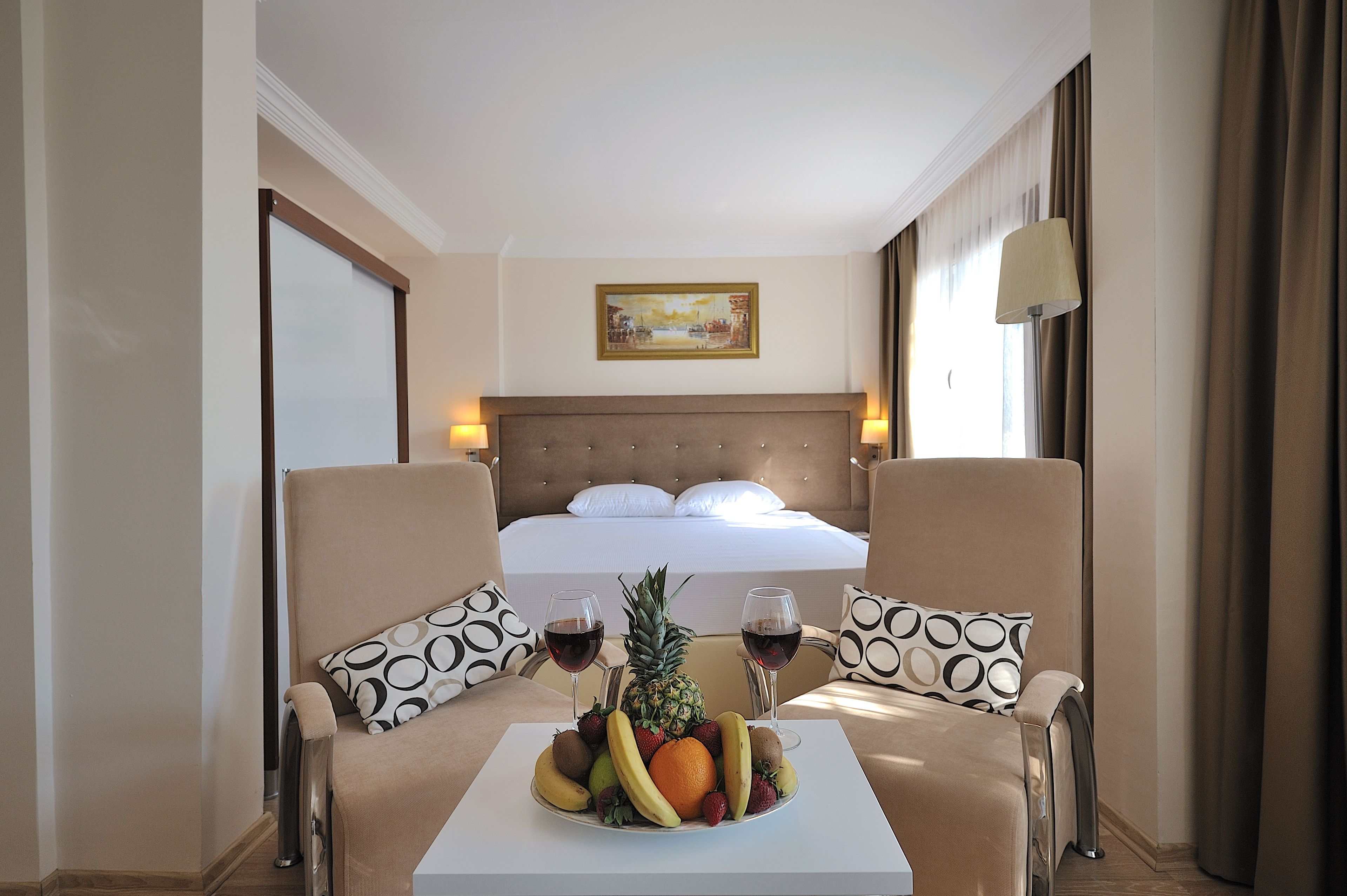 スイート ダブルベッド 1 台 ラナイ | 高級寝具、ミニバー、セーフティボックス (室内)、デスク