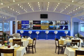 Free daily buffet breakfast  - Söz Hotel (Bodrum)