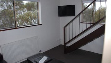 Mezzanine Suite | Staircase
