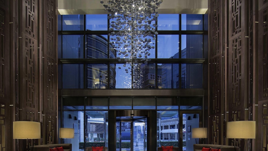 Pullman Dubai Creek City Centre Residences