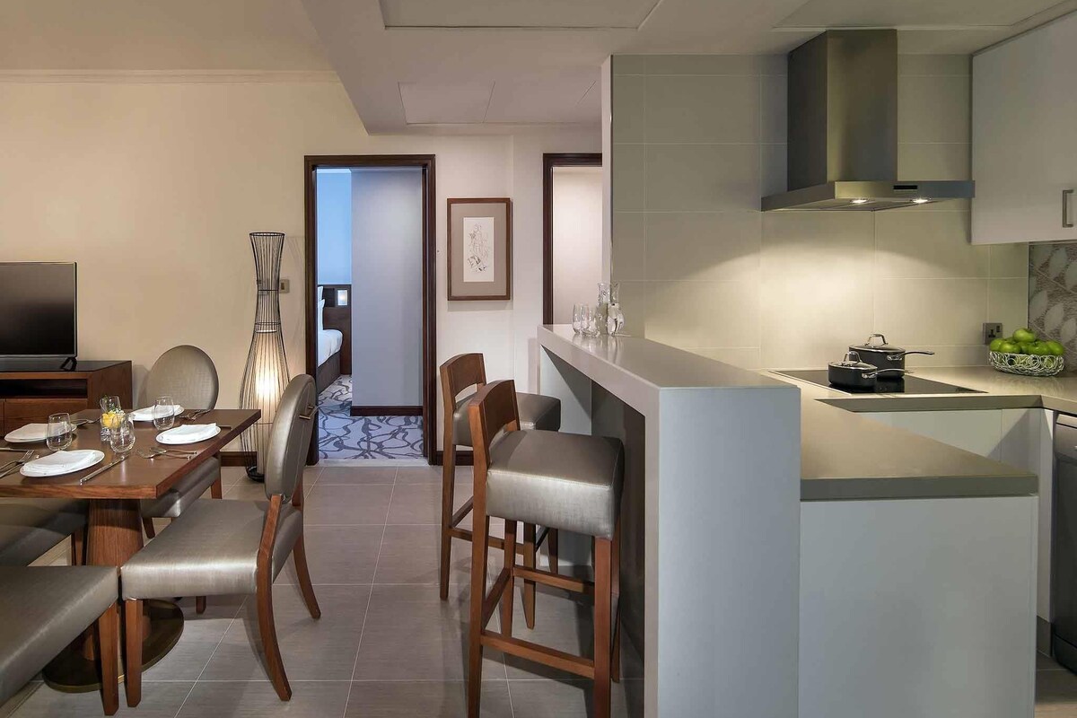 Apartment, 1 Bedroom, City View | 1 bedroom, premium bedding, in-room safe, desk