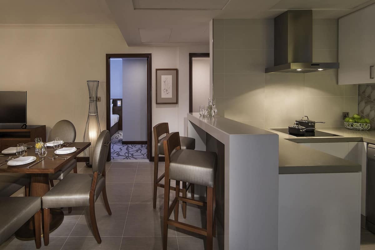 1 dormitori, roba de llit d'alta qualitat i caixa forta a l'habitació