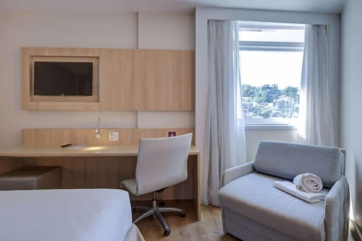 Minibar, desk, free cribs/infant beds, free WiFi