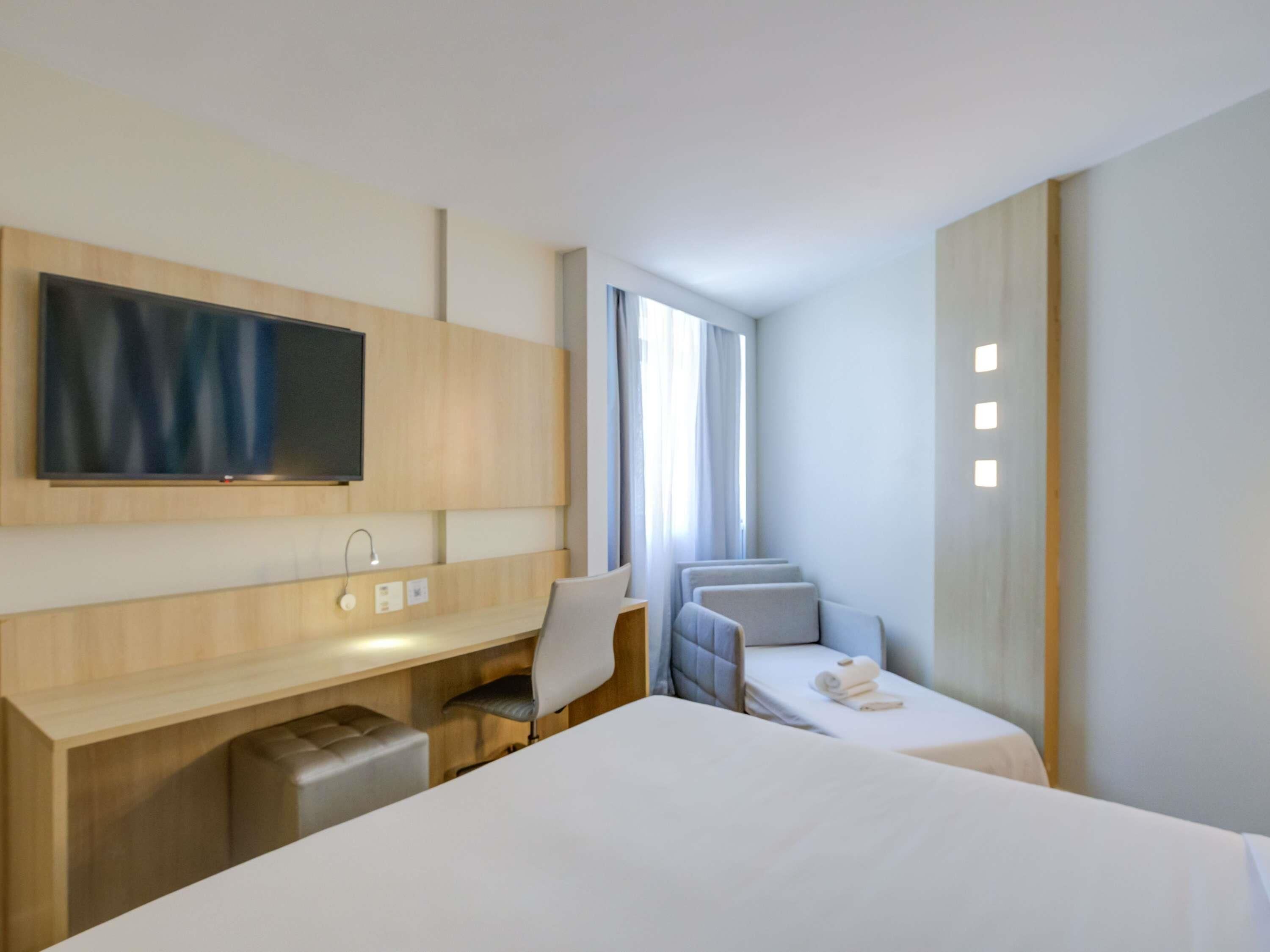 Standardzimmer, 1 Doppelbett und Schlafsofa