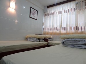 Free WiFi - Tai Wah Hostel (Kowloon)