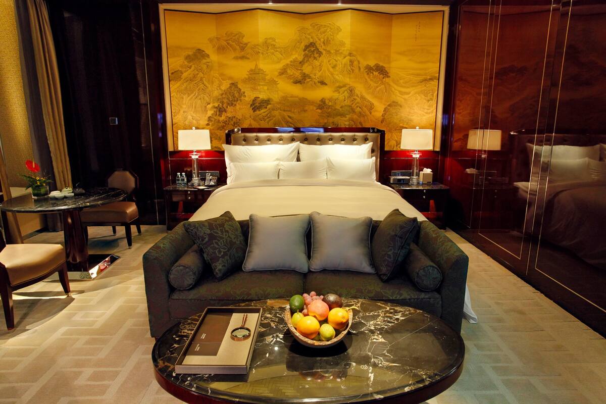 Premium bedding, down comforters, minibar, in-room safe