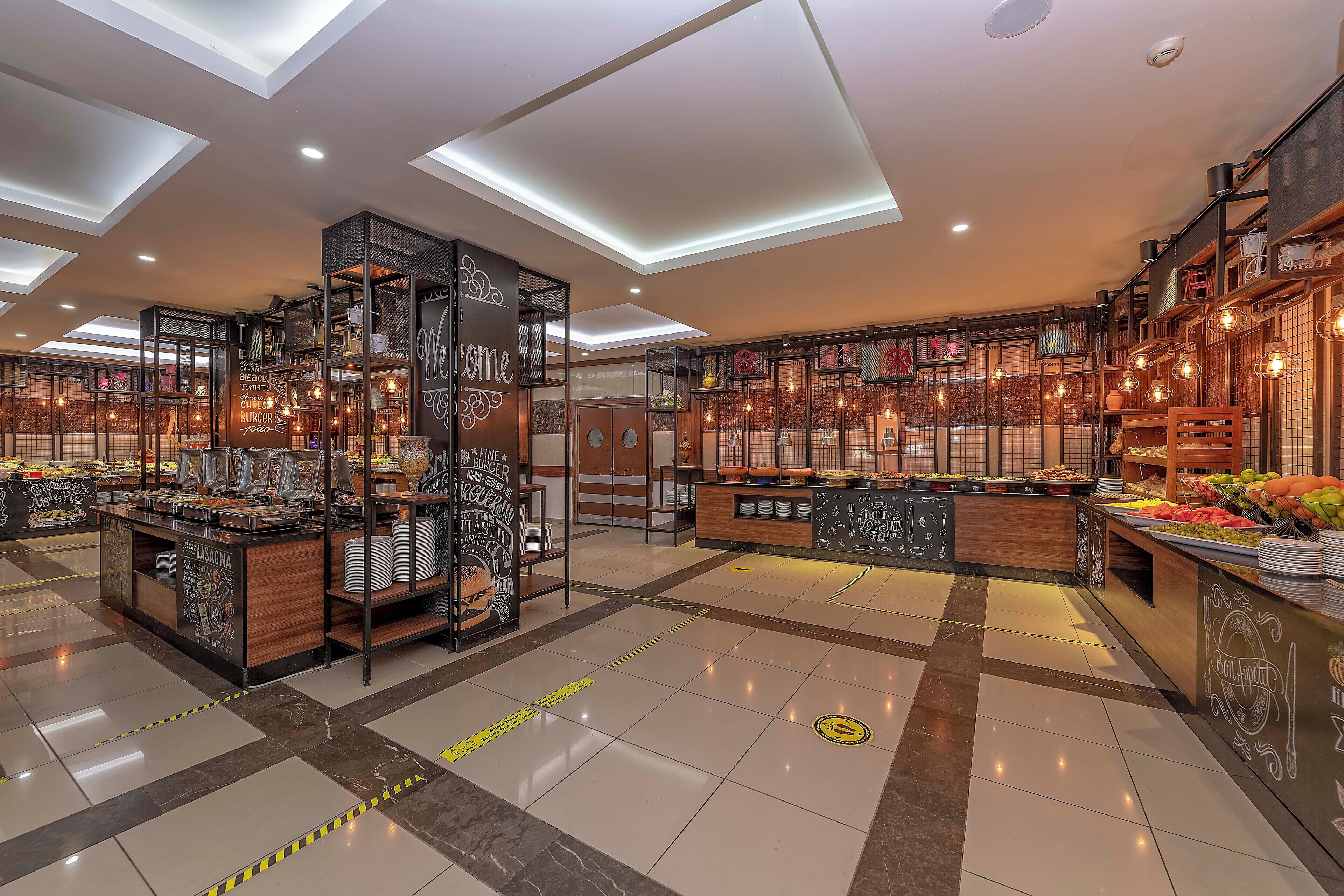 Desayuno buffet incluido todos los días 