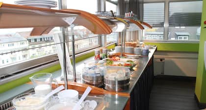 Enjoy Hotel am Studio