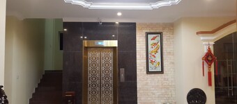 Golden Star Inn