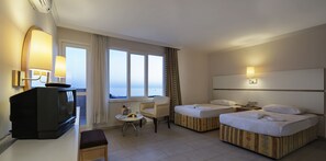 Desk, iron/ironing board - Larissa Holiday Beach Club - All Inclusive (Alanya)