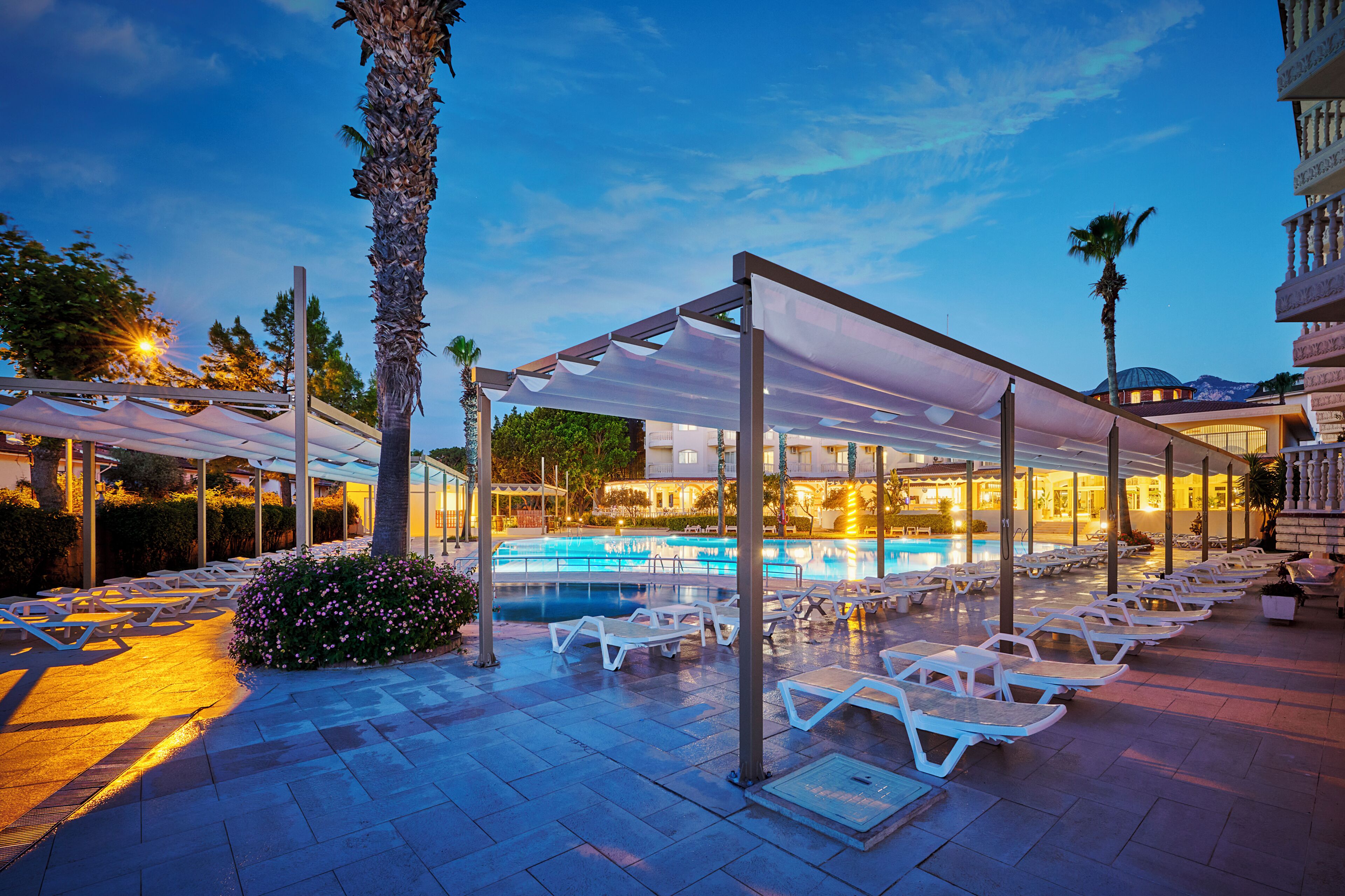 Indoor pool, 2 outdoor pools, pool umbrellas, sun loungers
