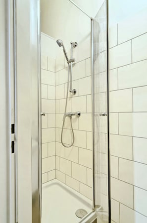 Appartement (Kempelengasse 14, Top 8, 1100 Vienna) | Douche de la salle de bain