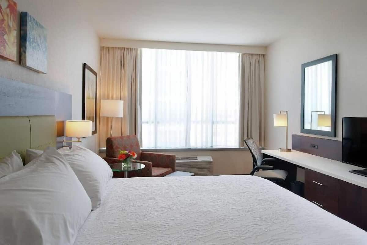 Premium bedding, down duvets, in-room safe, laptop workspace