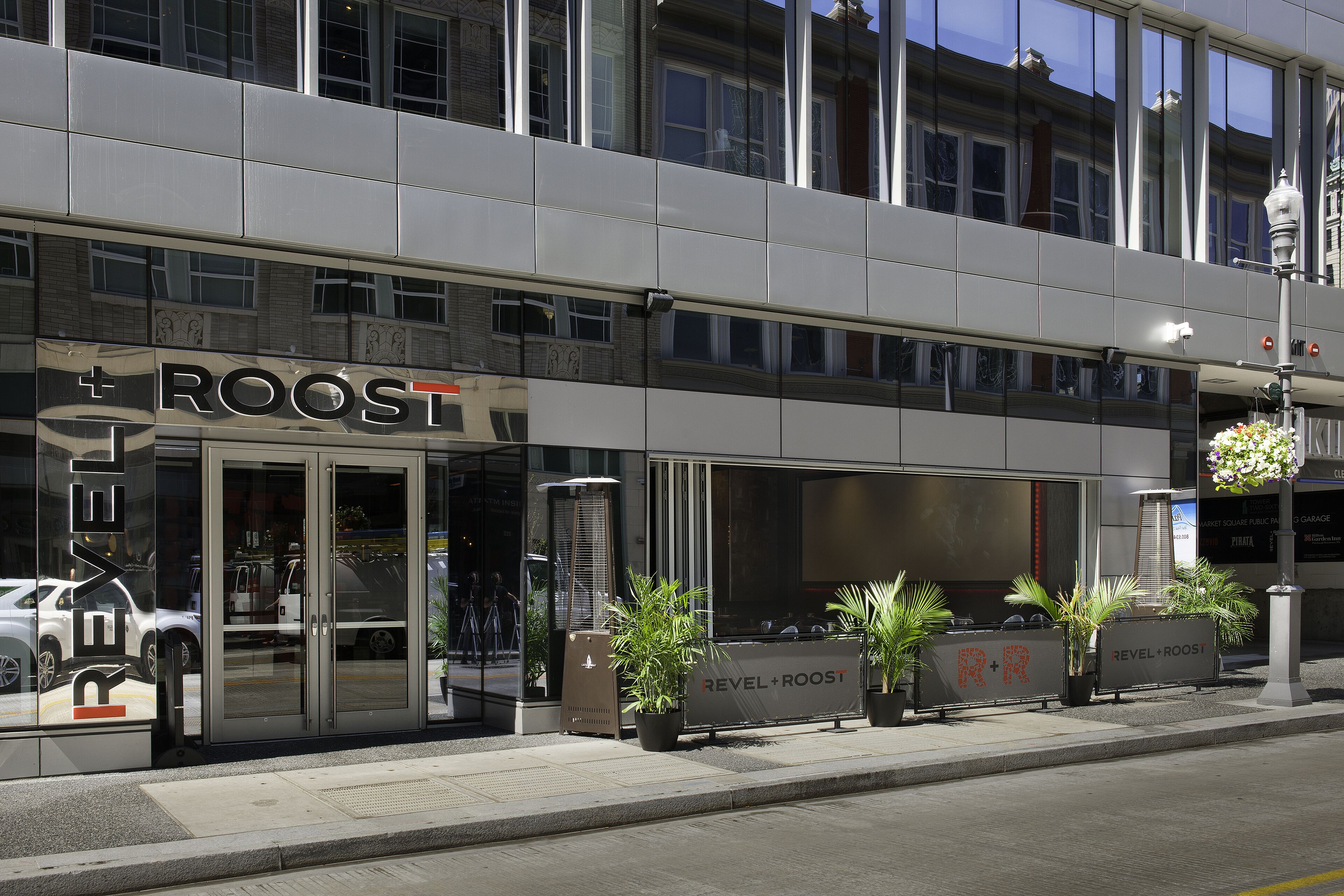 Photo - Hilton Garden Inn Pittsburgh Downtown