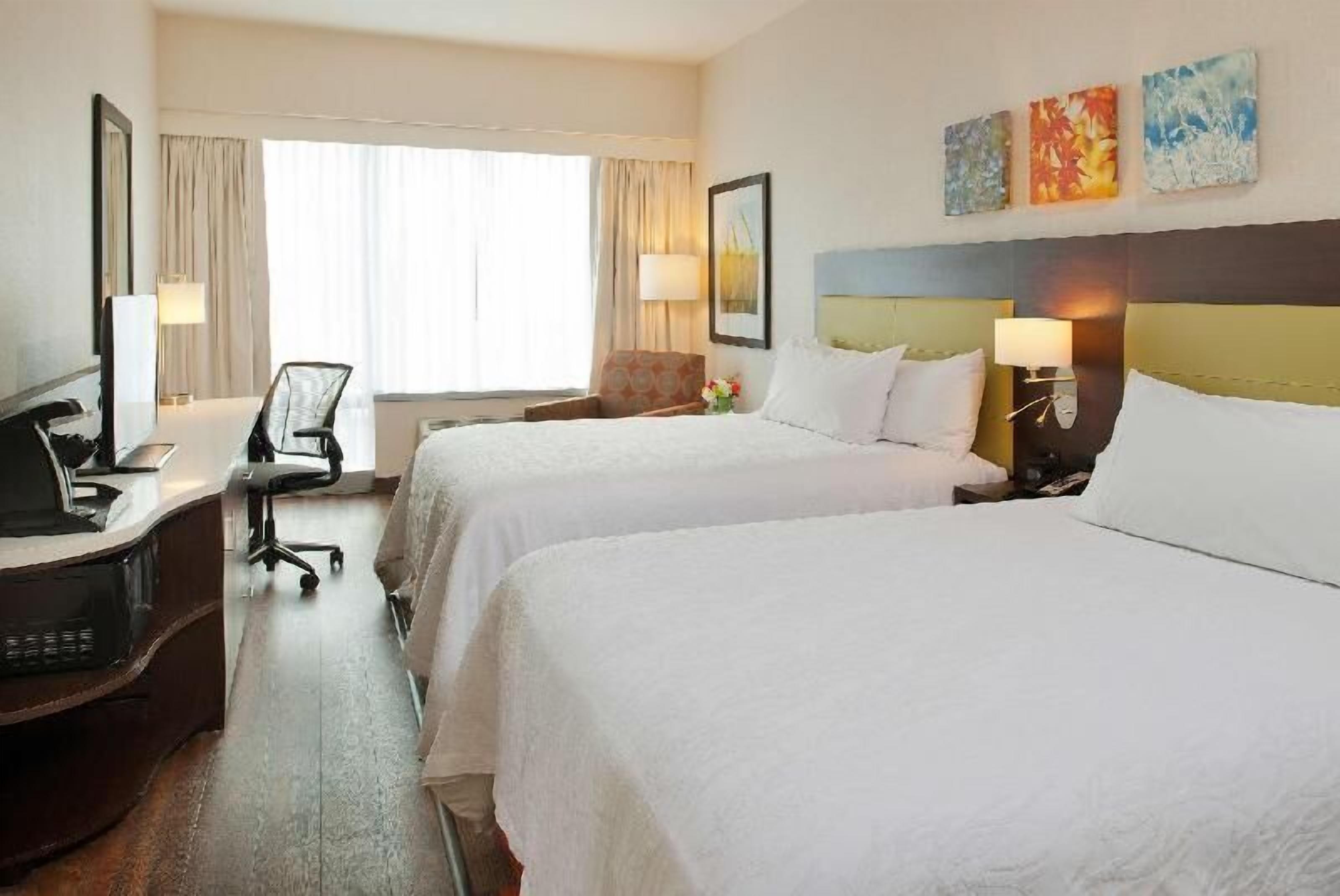 เครื่องนอนระดับพรีเมียม, ผ้านวมขนเป็ด, ตู้นิรภัยในห้องพัก