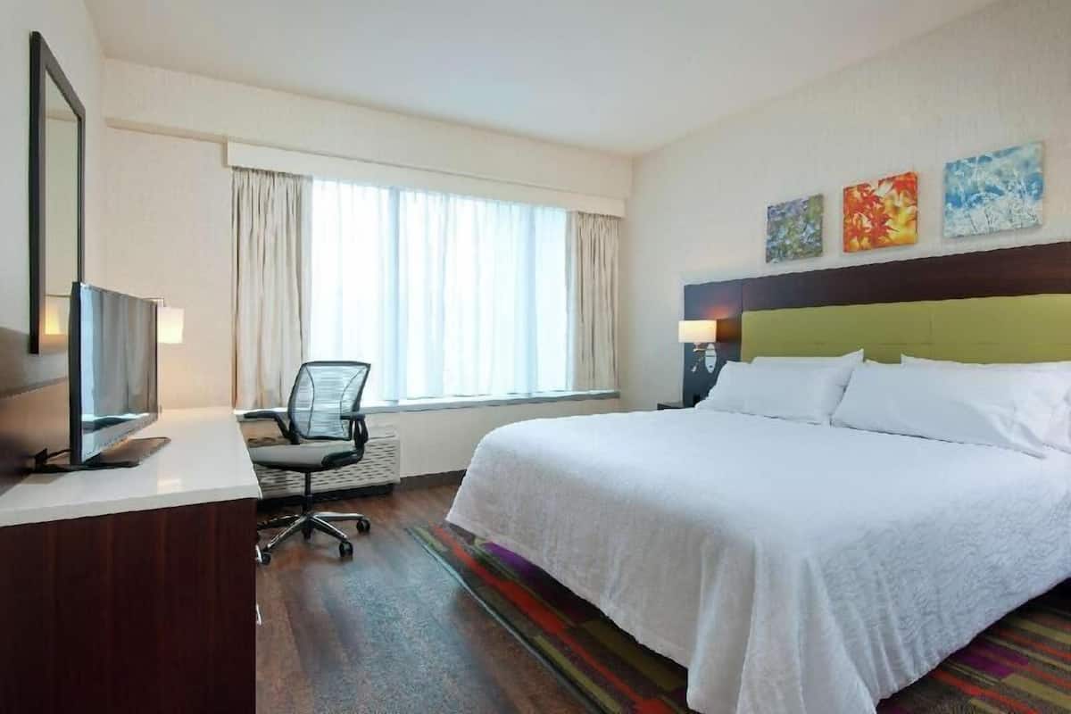 Premium bedding, down duvets, in-room safe, laptop workspace