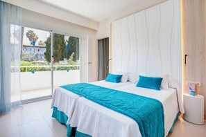 Minibar, in-room safe, desk, free cots/infant beds