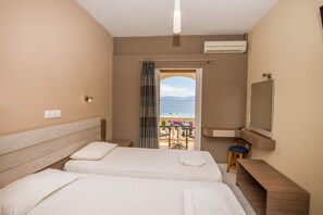Superior Studio, Sea View, Ground Floor | In-room safe, laptop workspace, blackout drapes, free WiFi