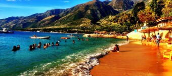 Wahoo Bay Beach Club & Resort