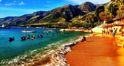 Wahoo Bay Beach Club & Resort