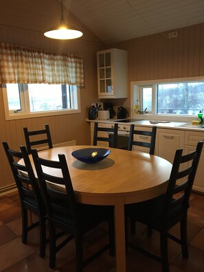 Casa de campo, 2 habitaciones | Comedor