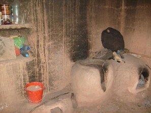 Dusche, kostenlose Toilettenartikel, Haartrockner, Handtücher