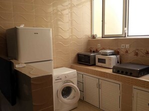 Apartment, 2 Bedrooms | Private kitchen | Oven, stovetop - Mirleft Tayought Guest House (Mirleft)