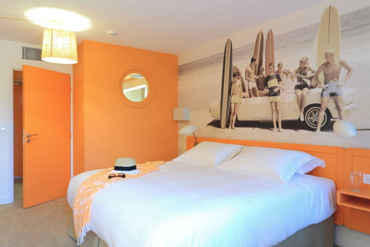 1 chambre, coffres-forts dans les chambres, bureau, rideaux occultants