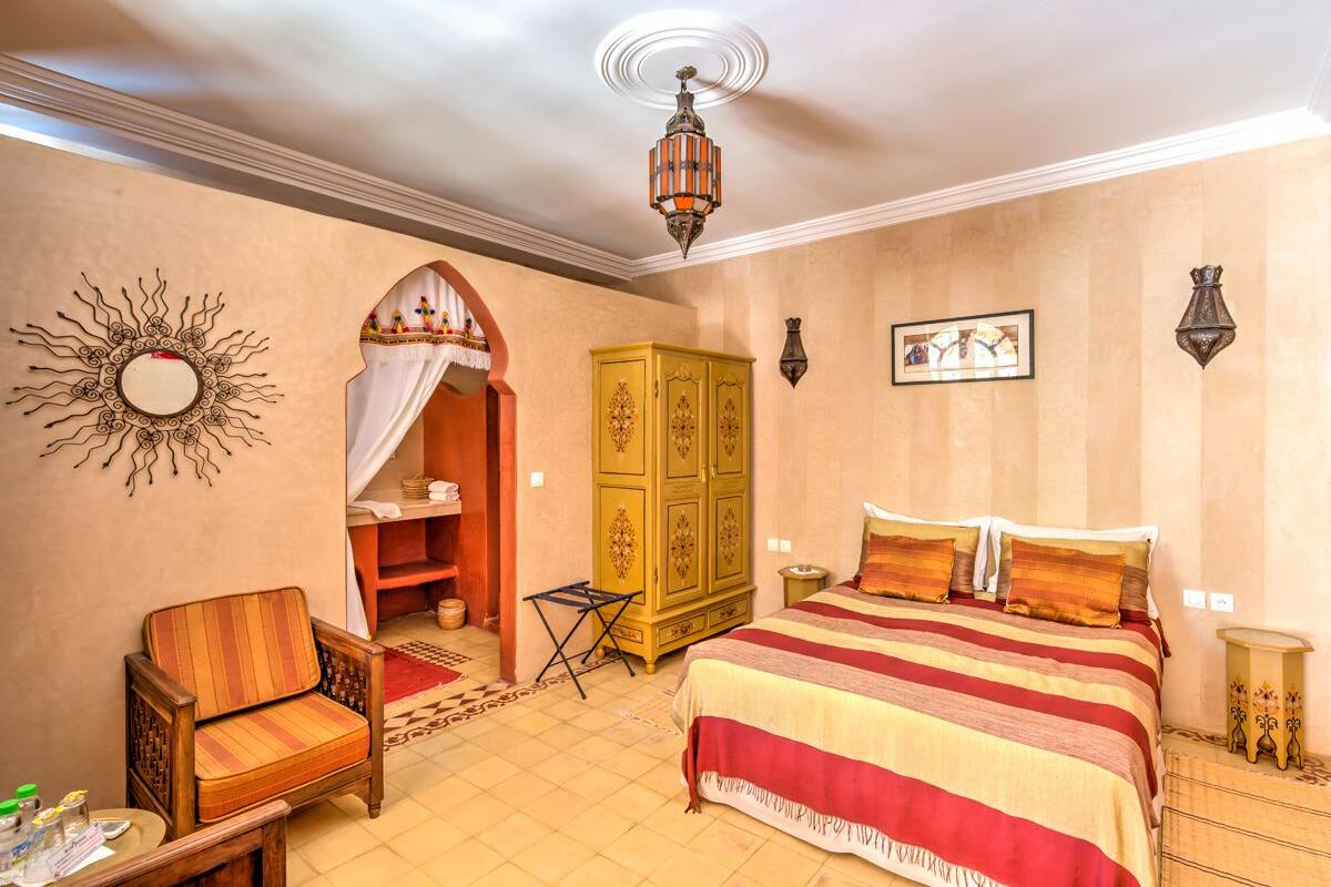Comfort Double Room (Sirius) | In-room safe, cribs (free), rollaway beds (surcharge), WiFi (free)