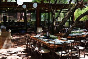 Área para banquetes al aire libre