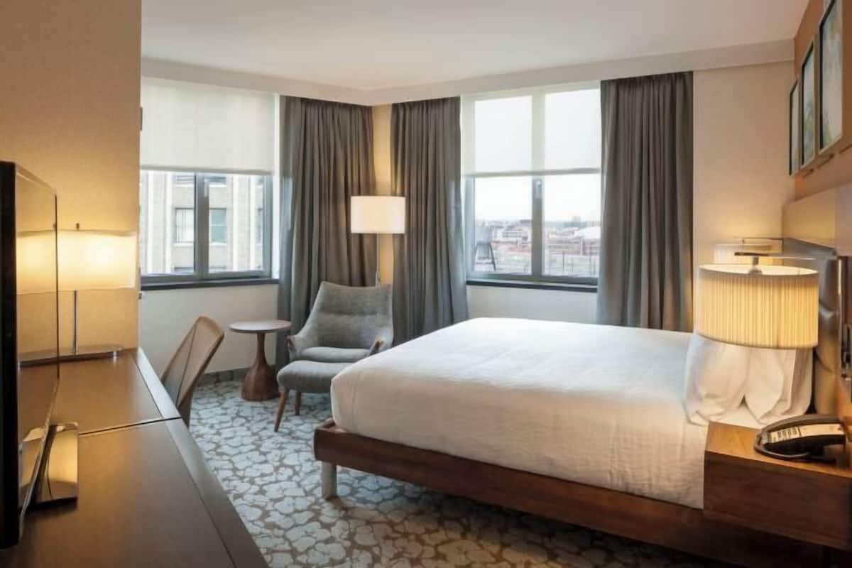 Premium bedding, down duvets, in-room safe, desk