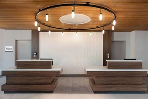 Reception - Hilton Garden Inn Long Island City New York (Long Island City)