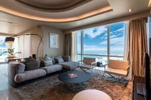 Living area - The Art Hotel & Resort (Amwaj Islands)